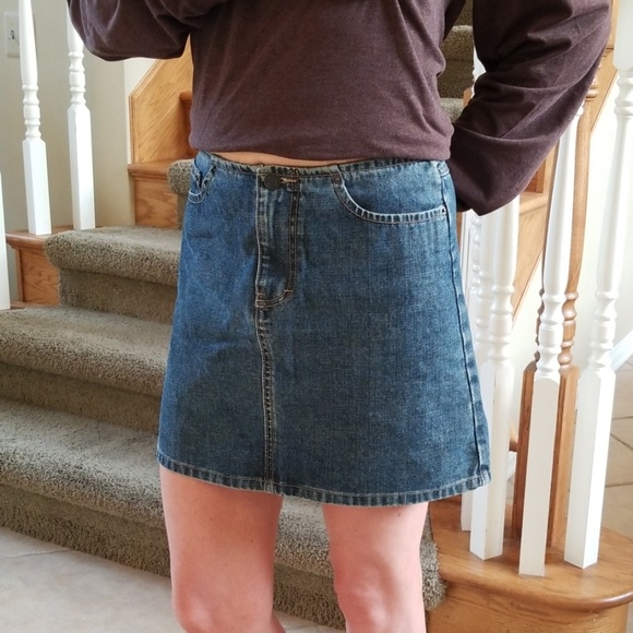 size 2 denim skirt